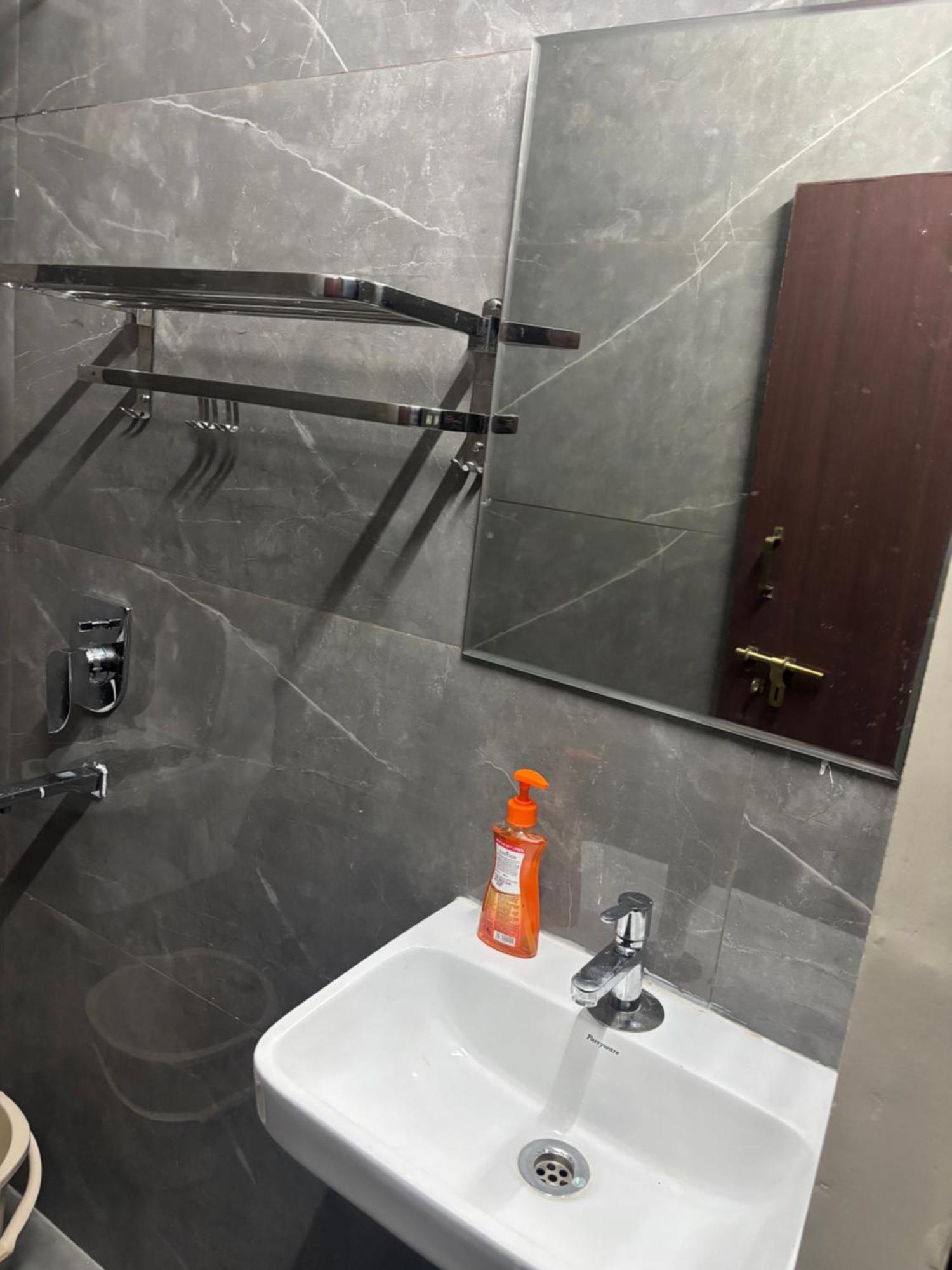 Nest Inn Homestay Tirupati Exteriér fotografie